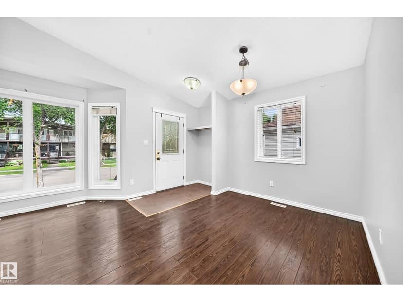 12124 122 ST NW, Edmonton, photo 3