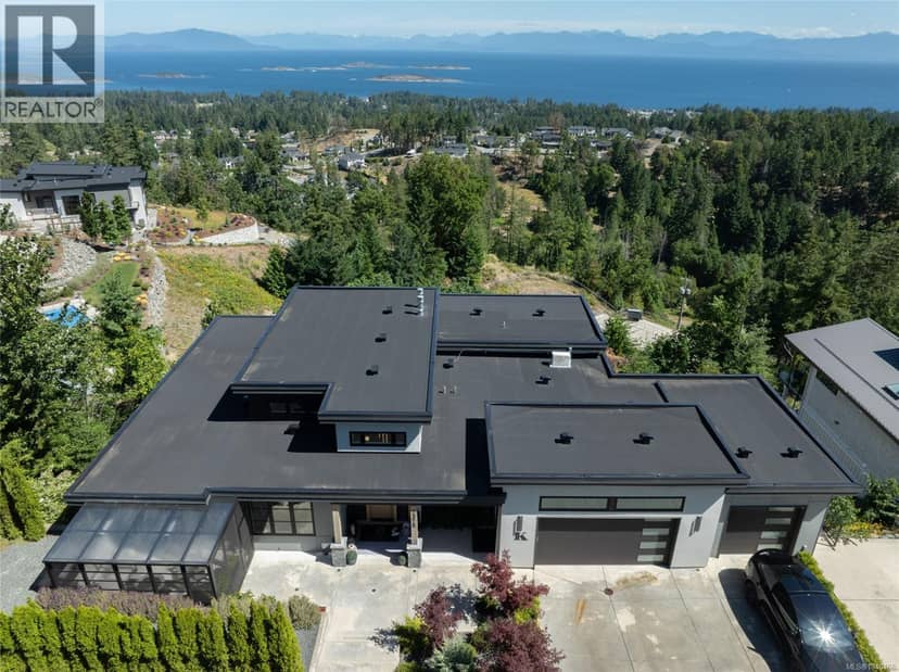 7376 High Ridge Cres, Lantzville