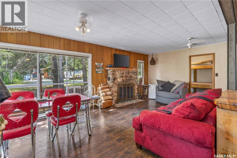 12 Mallard AVENUE, Greenwater Provincial Park, photo 4
