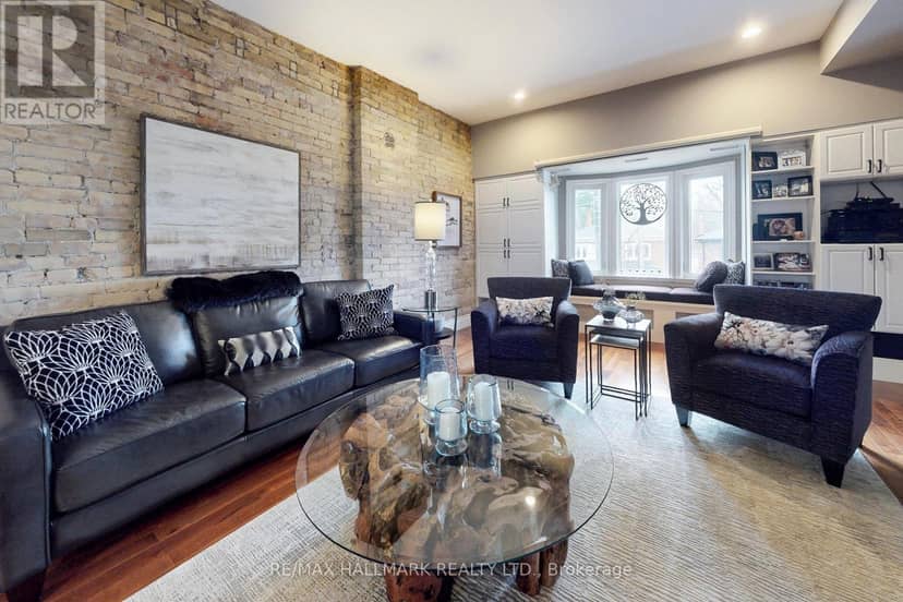 2184 Queen Street E — photo 18 of 32