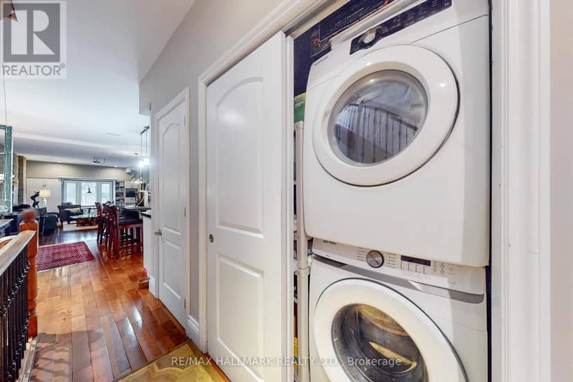 2184 Queen Street E — photo 28 of 32