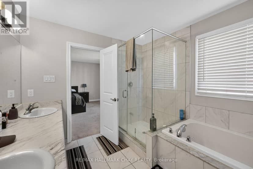 32 Jones Street — photo 24 of 40