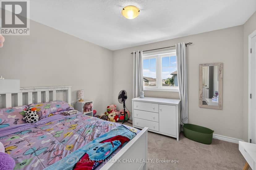 32 Jones Street — photo 26 of 40