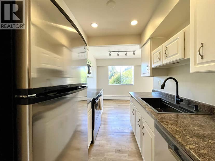 307 5127 IRVING STREET, Burnaby, photo 3