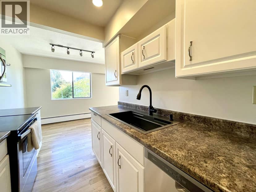 307 5127 IRVING STREET, Burnaby, photo 2