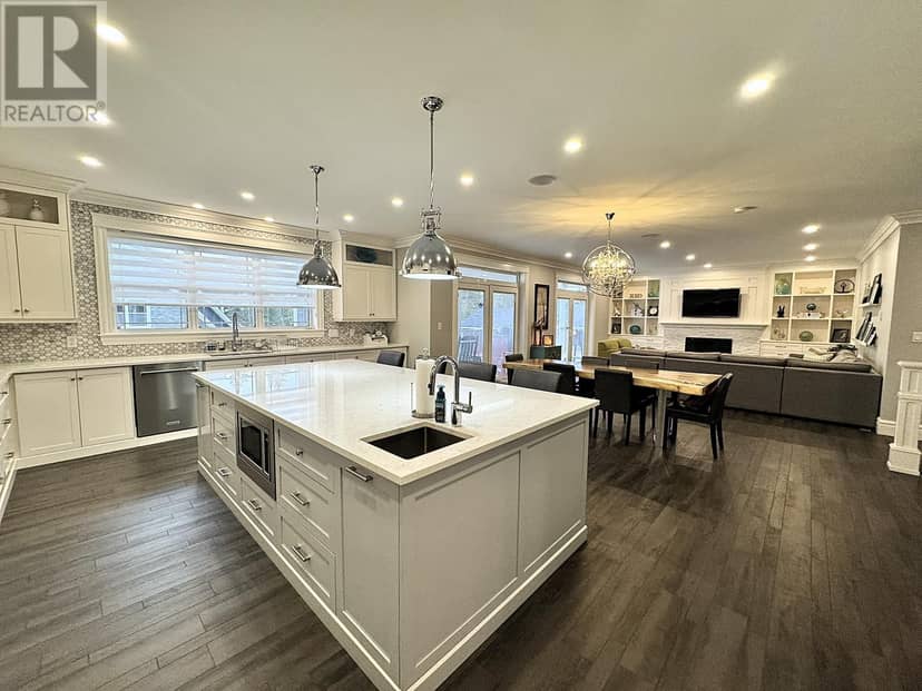 5 Keith Street — photo 16 of 40