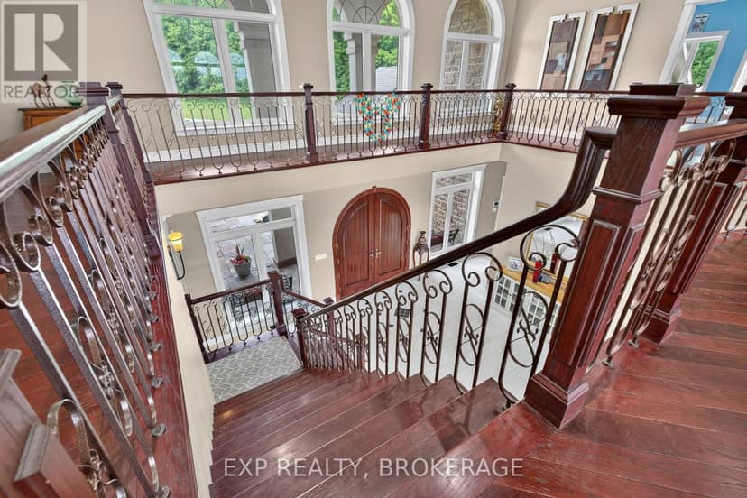 1190 Byrne Point Road, Frontenac Islands, photo 4