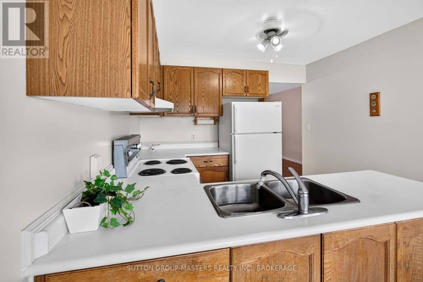 38 Abbey Dawn Drive — photo 12 of 40