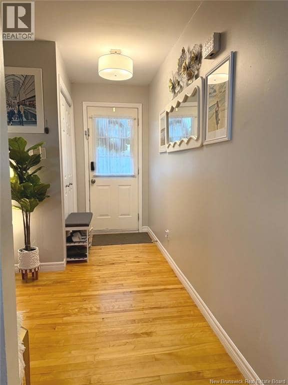 49 Beechwood Avenue — photo 9 of 18