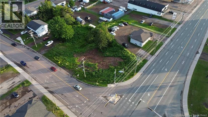 Lot Champlain/Lafrance — photo 1 of 6