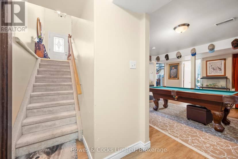 59 Birch Crescent — photo 29 of 40