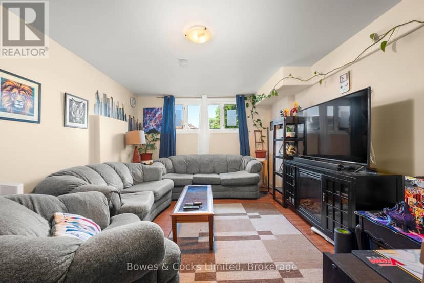 59 Birch Crescent — photo 32 of 40