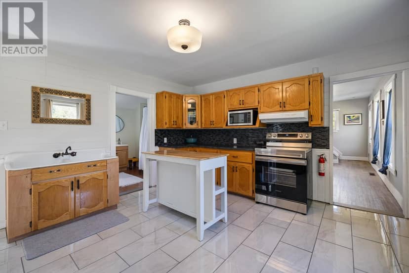2685 Brooklyn Road, Brooklyn, photo 5