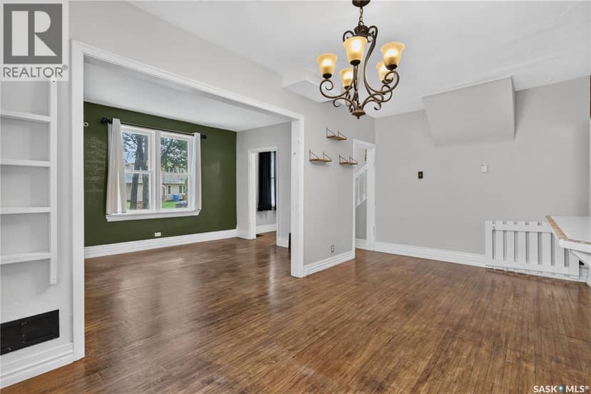 316 Bartlett AVENUE — photo 10 of 40