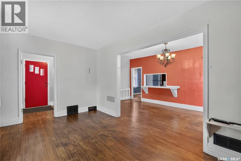 316 Bartlett AVENUE — photo 9 of 40
