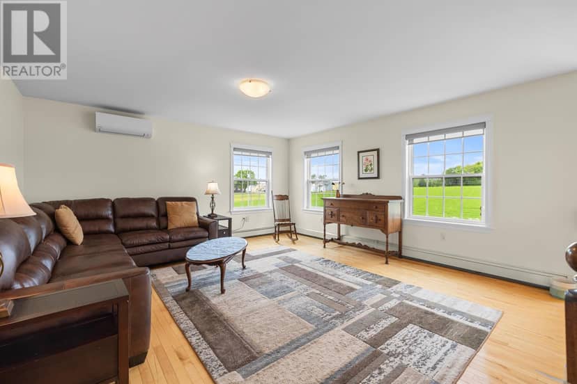 8263 Route 19, DeSable, photo 5