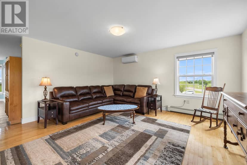 8263 Route 19, DeSable, photo 6