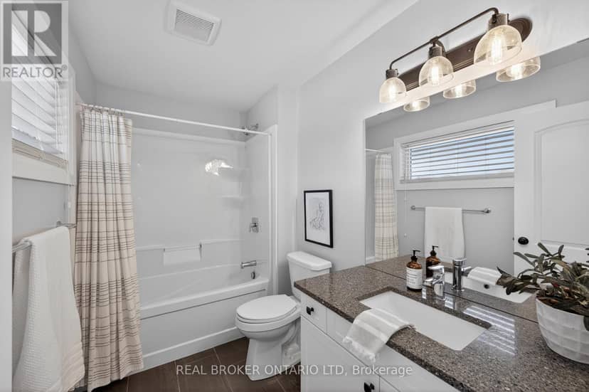 1765 Brayford Avenue — photo 25 of 39