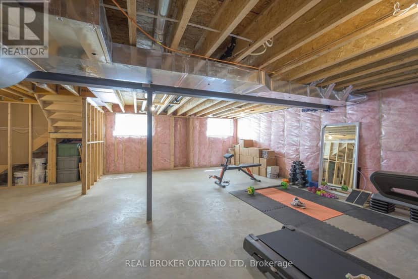 1765 Brayford Avenue — photo 30 of 39
