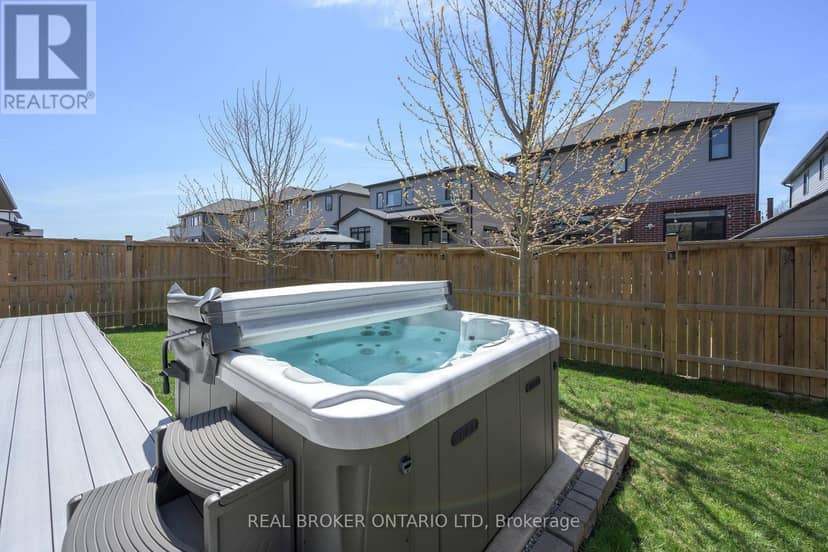 1765 Brayford Avenue — photo 35 of 39