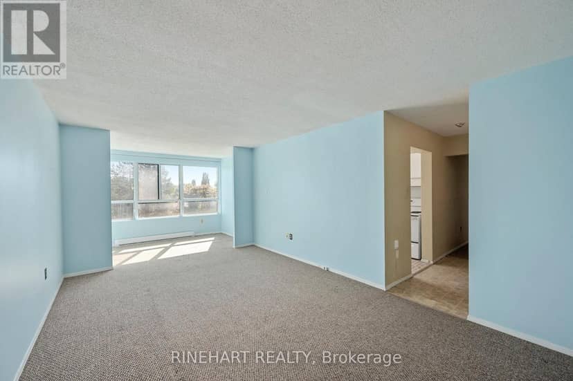 311 - 600 Grenfell Drive — photo 10 of 25
