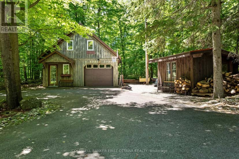 1358 Rideau Ferry Road — photo 5 of 40
