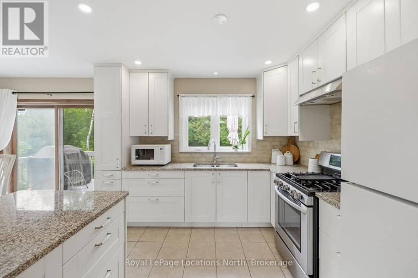 27 York Street — photo 14 of 40