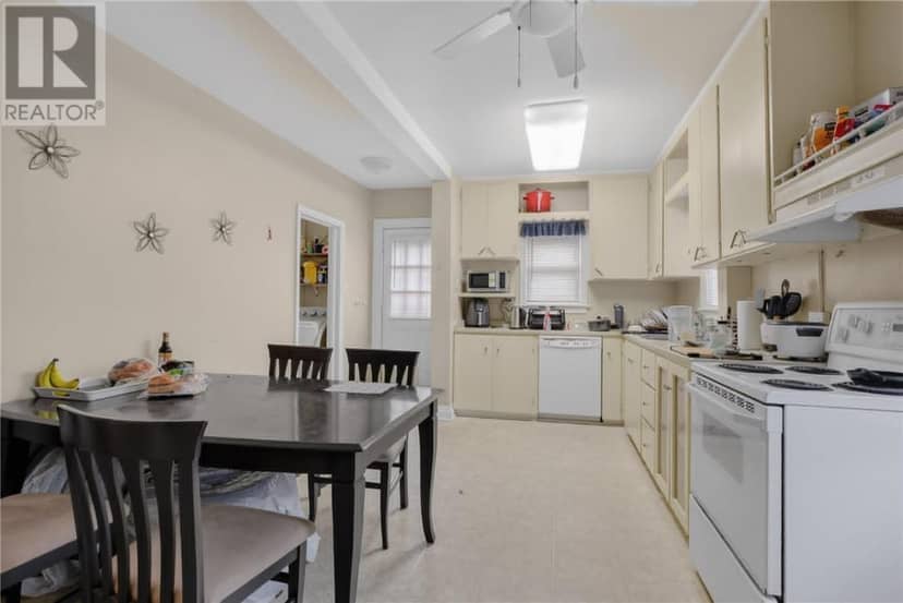 601 Ash Street — photo 14 of 26