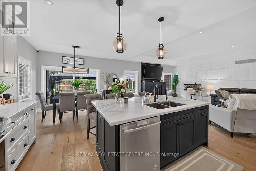 42 Bluenose Drive — photo 15 of 40