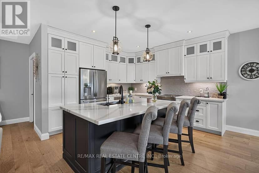 42 Bluenose Drive — photo 11 of 40