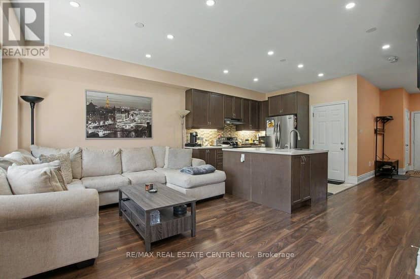 131 Samuel Drive — photo 11 of 40