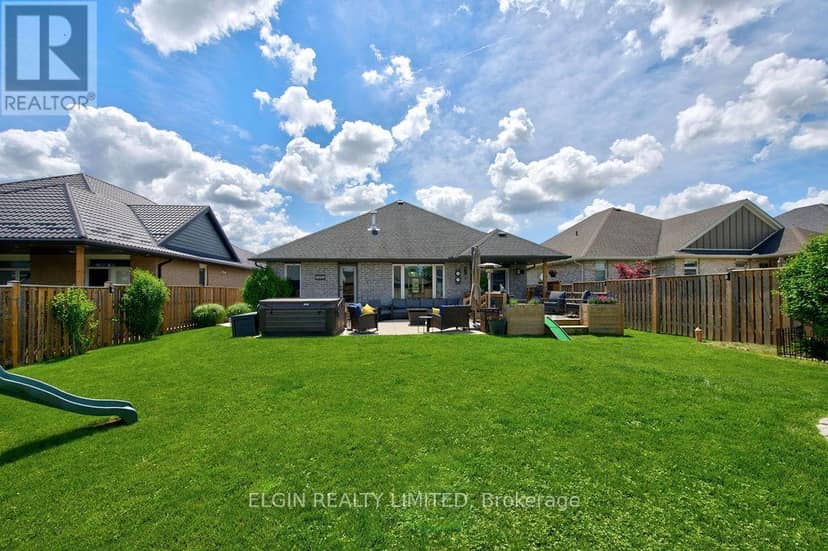 40 Glengariff Drive — photo 34 of 40