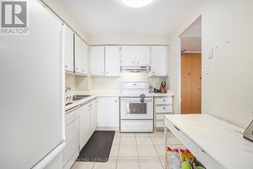 1608 - 2871 Richmond Road — photo 15 of 35