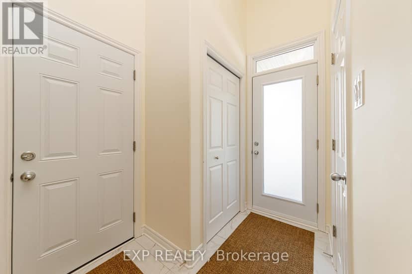 172 Parkrose Private — photo 4 of 38