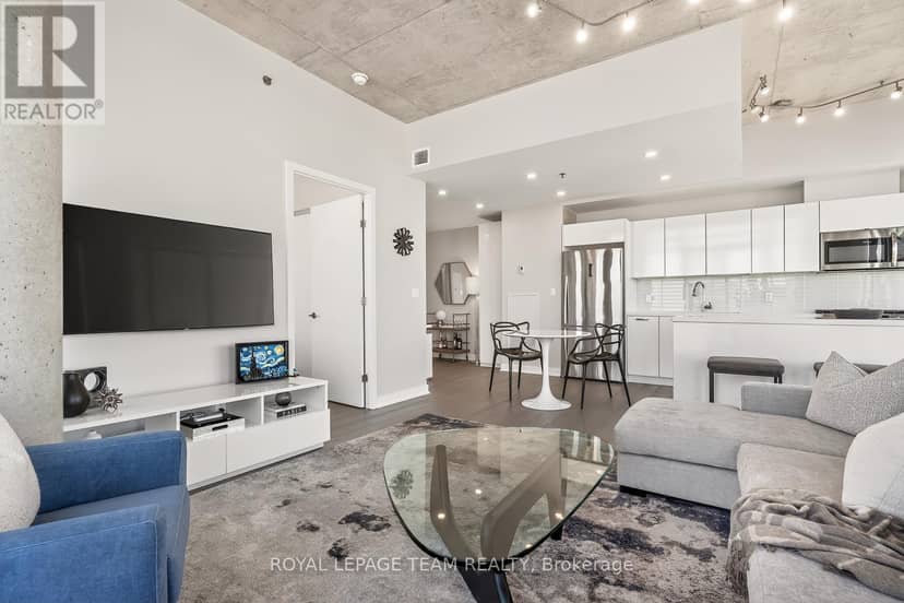 1009 - 203 Catherine Street — photo 6 of 35