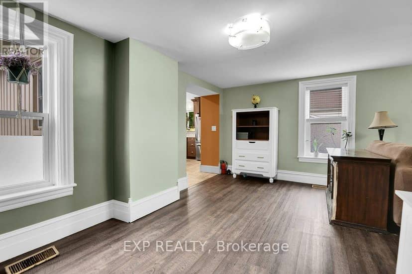136 Park Street — photo 14 of 40