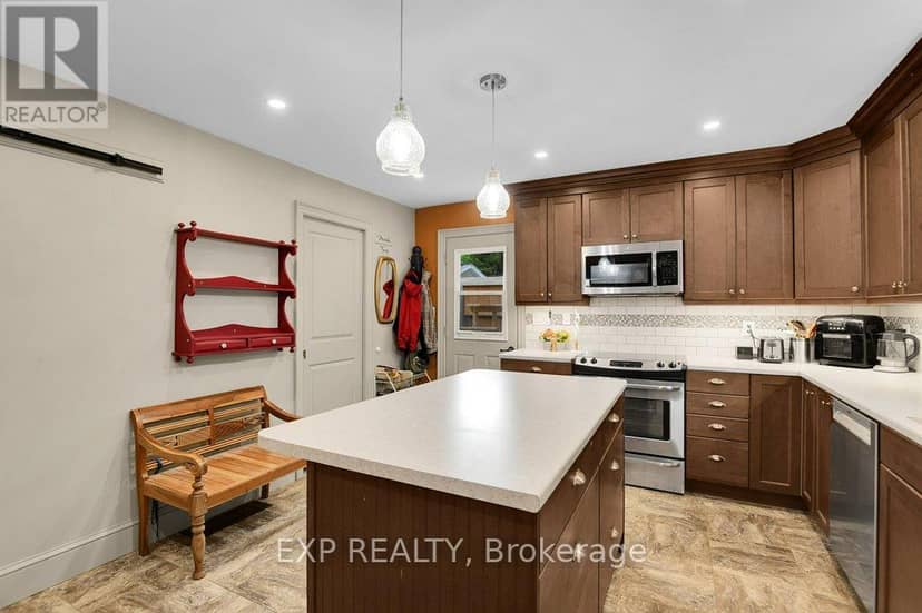 136 Park Street — photo 18 of 40