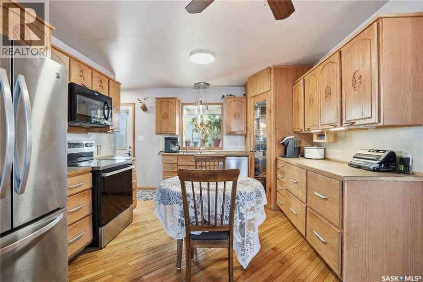 14 Gordon DRIVE — photo 14 of 37