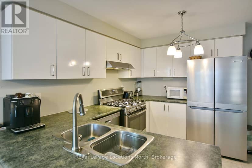 50 Regina Boulevard — photo 12 of 35