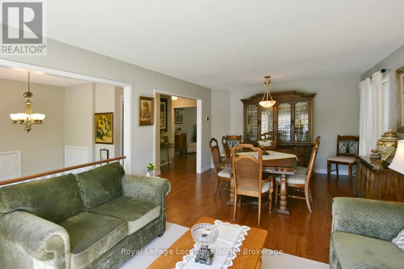 50 Regina Boulevard — photo 7 of 35