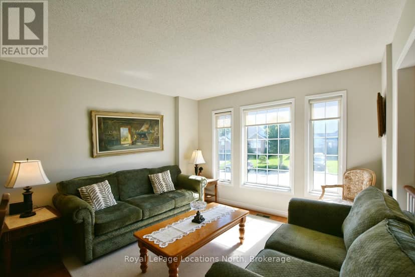 50 Regina Boulevard — photo 8 of 35