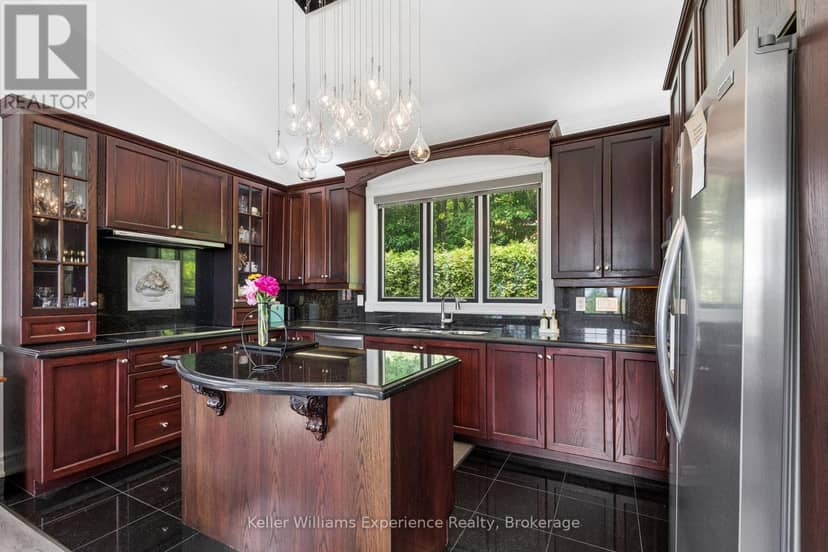 378 Aberdeen Boulevard — photo 4 of 25