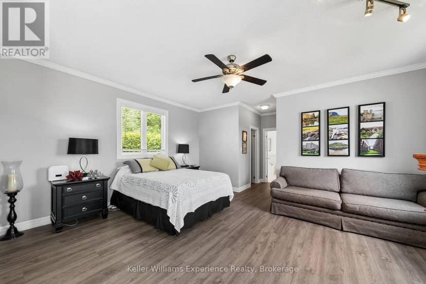 378 Aberdeen Boulevard — photo 7 of 25