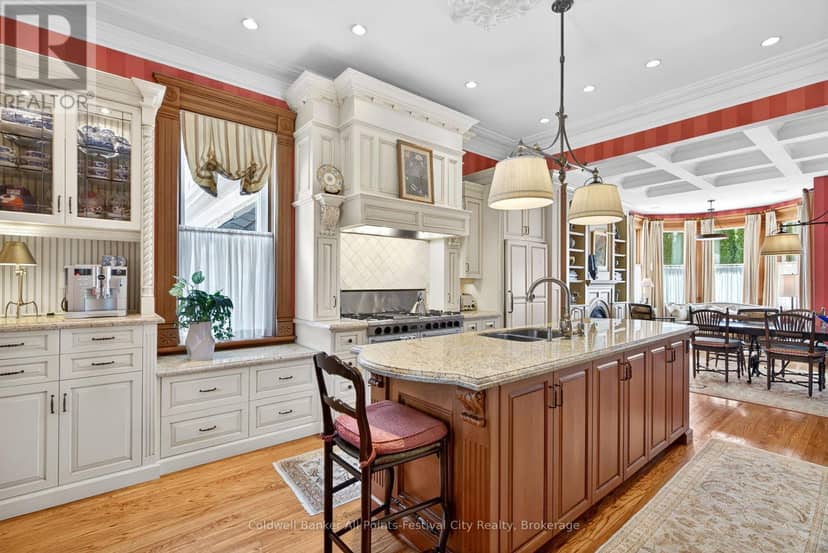 262 Dinsley Street — photo 19 of 40