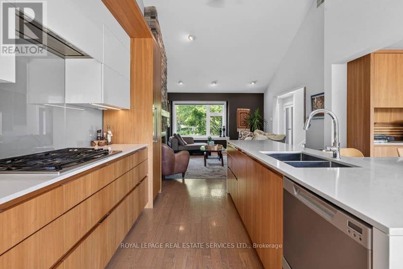 17 McKay Court — photo 10 of 40