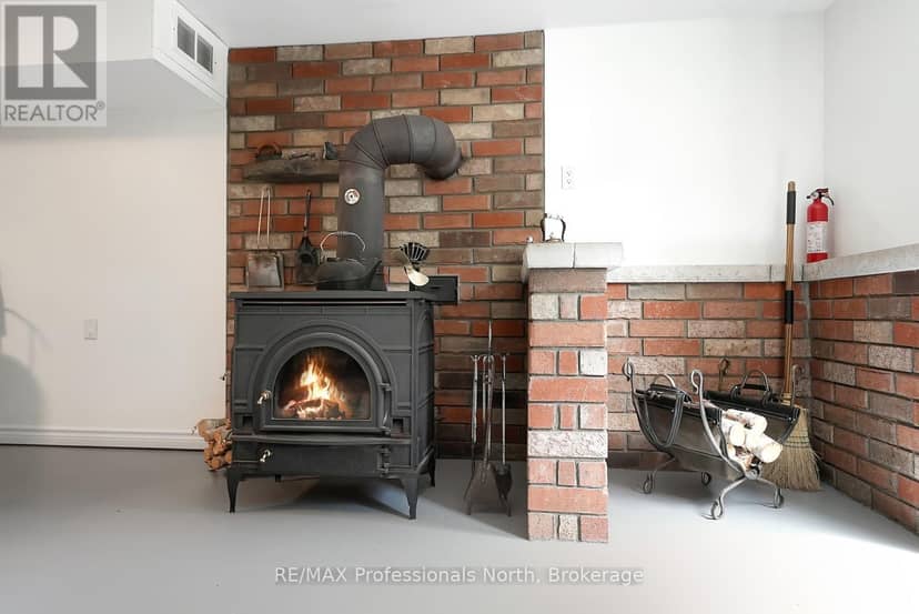 17254 Highway 118 — photo 24 of 40