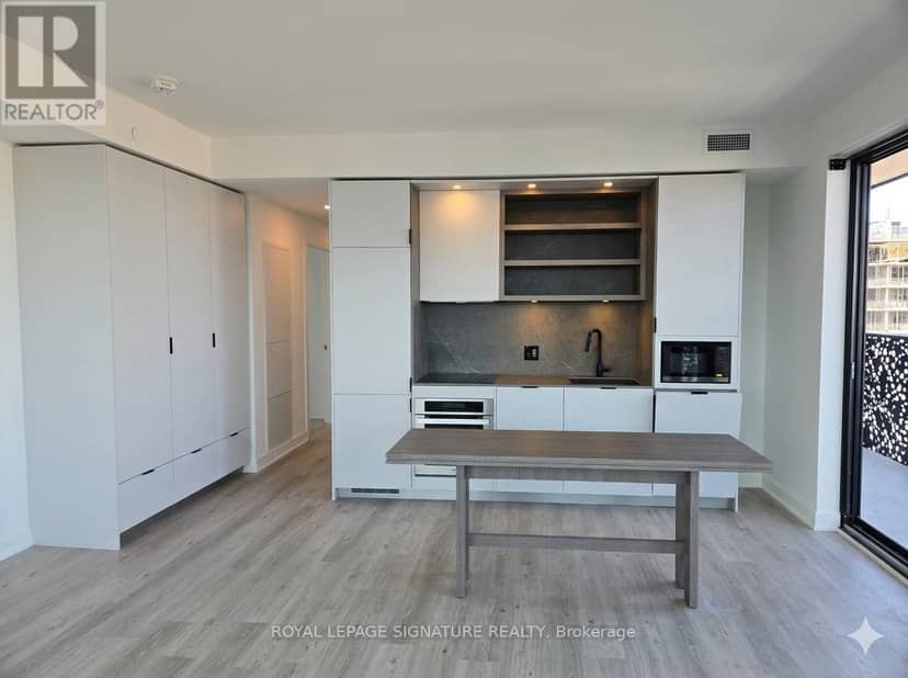 4002 - 55 Charles Street E — photo 9 of 35