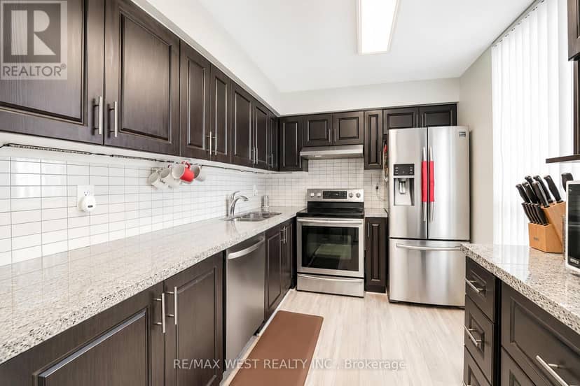 326 - 68 Corporate Drive — photo 3 of 14