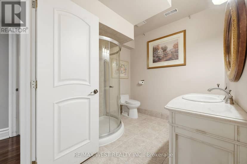2 Kingswood Drive — photo 20 of 37