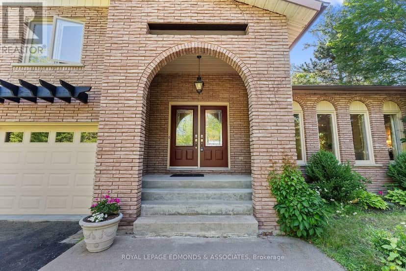 37 Selley Street, Petawawa, photo 2